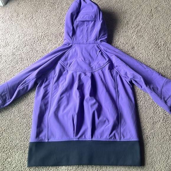 Lululemon Escapade Purple Grey Zip Up Midweight Hooded Fur Lined Coat - Picture 3 of 12